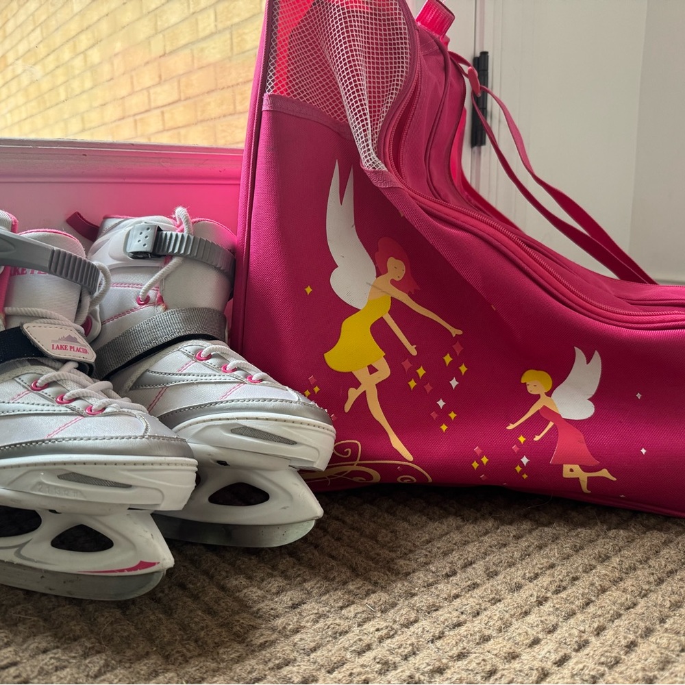 Girls Lake Placid Girls ADJUSTABLE Size Ice Skates WITH BAG - Sz 11-2